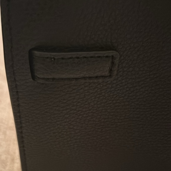 Tory Burch Med. Tote - Picture 11 of 16